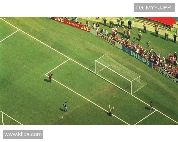 荣耀与激情交汇天下足球明星纪念赛重燃绿茵梦想与传奇之战