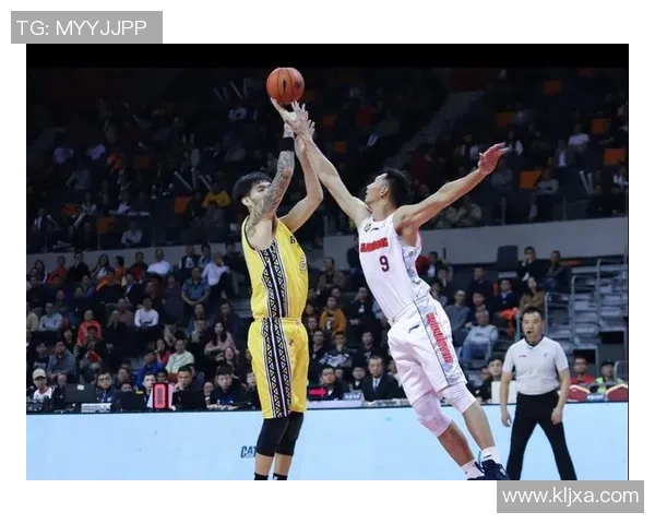 赛后分析：上海羽毛球队与北京羽毛球队的团队协作与战术对比